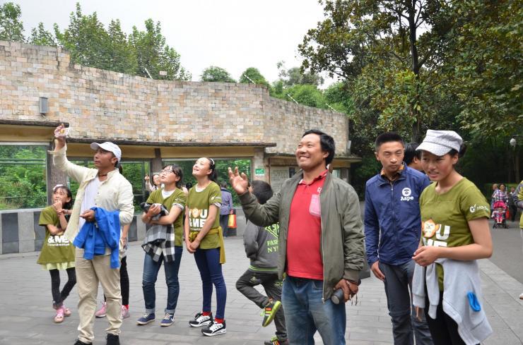 穿越3000公里去尋找光明 8朵“格?;ā苯K在普瑞眼科明媚盛