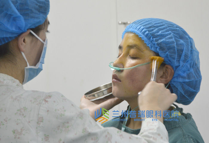 【病房故事】她說，我想上學！