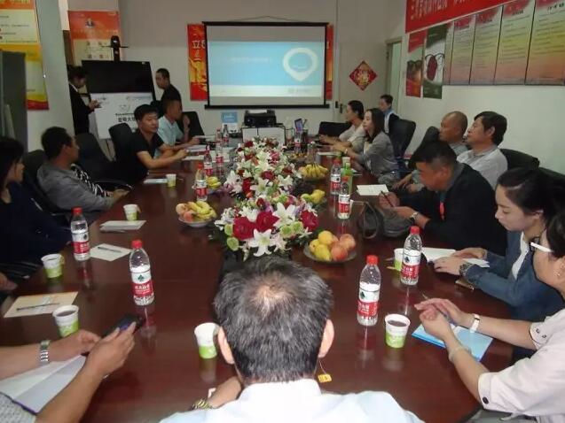 蘭州普瑞眼視光醫(yī)院第三期依視路2.5新視代“M0愛眼大使培訓