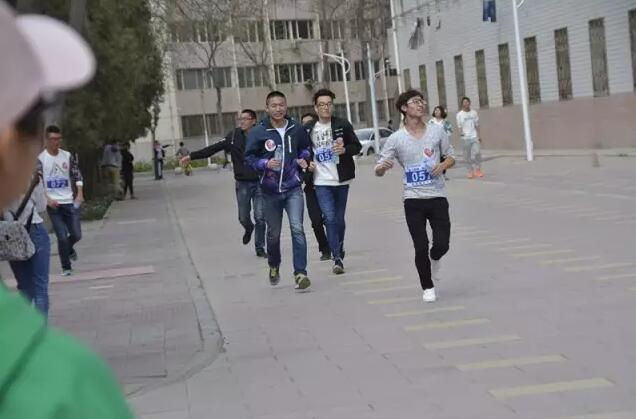 “助力夢想 為愛奔跑”大型公益跑甘肅農業(yè)大學站圓滿結束