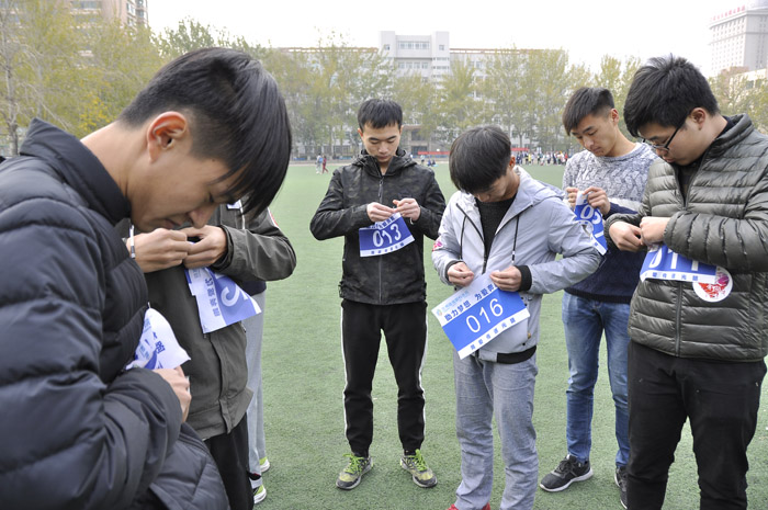 助力夢想為愛奔跑活動走進蘭州大學醫(yī)學院