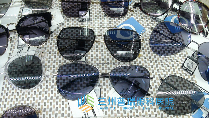 又到夏季，你的太陽(yáng)鏡看價(jià)格還是看品質(zhì)