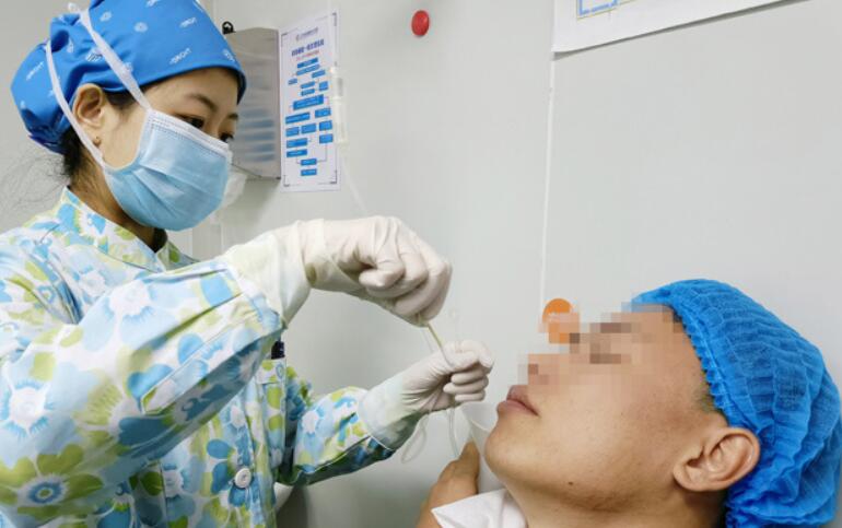 300度近視拖到900度近視，近視手術(shù)是什么感受？