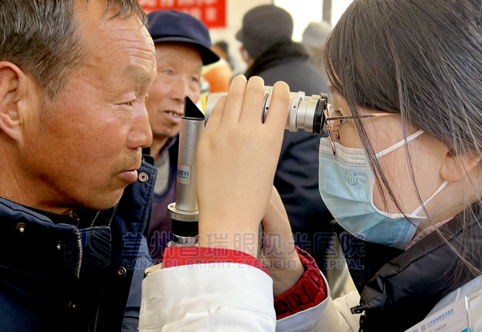 蘭州普瑞眼視光醫(yī)院“迎新春，送溫暖”慰問貧困群眾公益